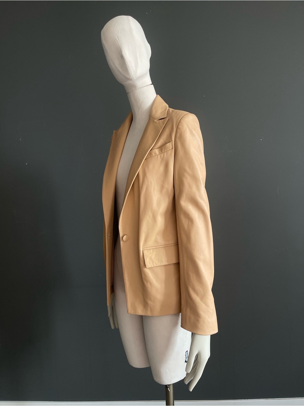 The Mighty Company Hoxton Beige Leather Blazer Jacket XS Quiet Luxury Tailored